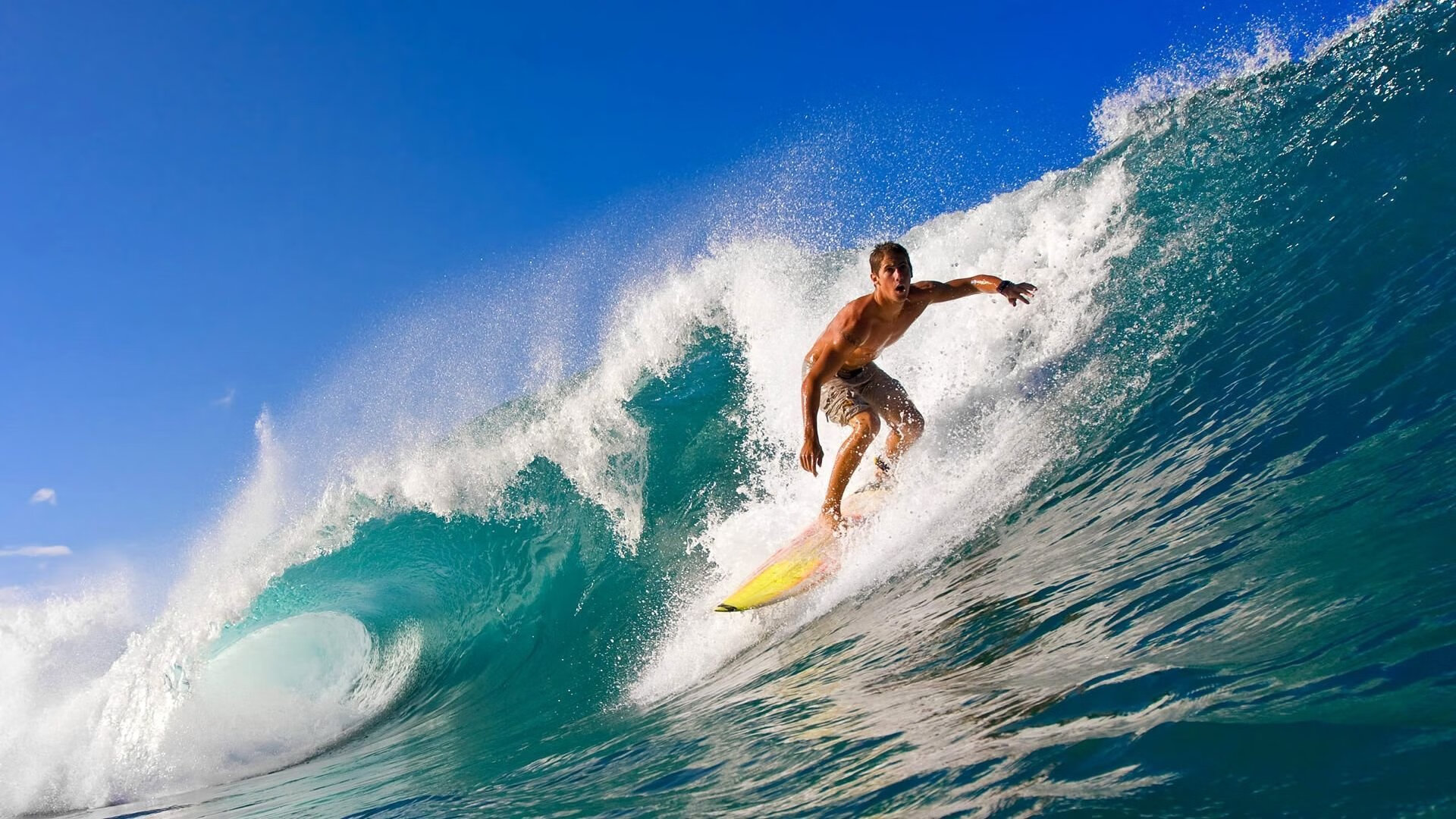 开云体育博彩-最佳球员：王强以关键三分获得场上MVP！